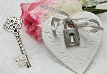 2 Keys: Give up Judging to Create Lifelong Love and Friendship