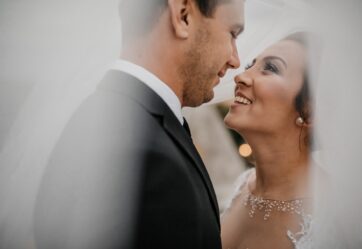 7 Deep Questions That Tell You How Healthy Your Relationship Really Is